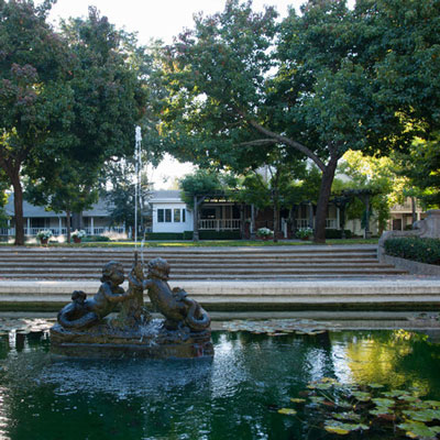 Bealieu Garden's Sunken Garden European pool and fountain